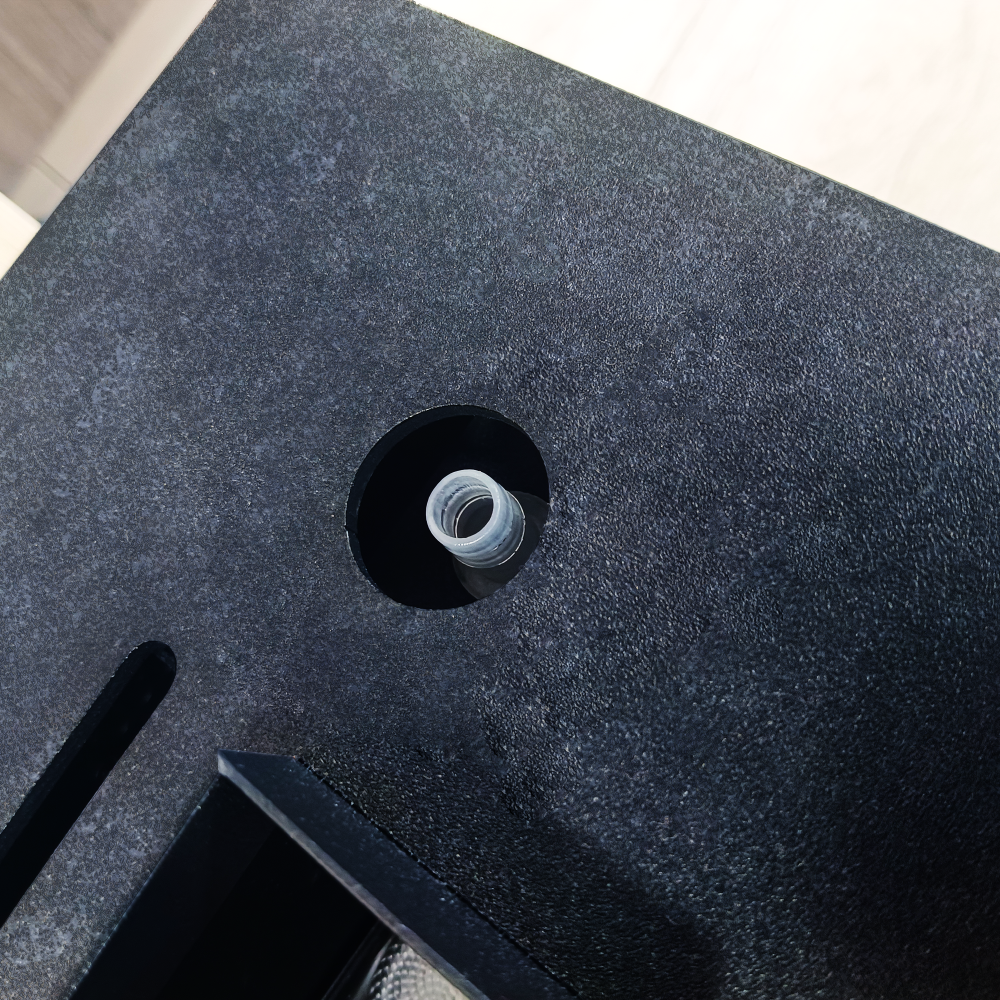 Moderner Ultraschall-Nebelkamin mit realistischer Flammensimulation – sicher, umweltfreundlich und mit Befeuchtungsfunktion – für Wohnräume, Hotels & Gewerbe (Einbau/Standkamin)