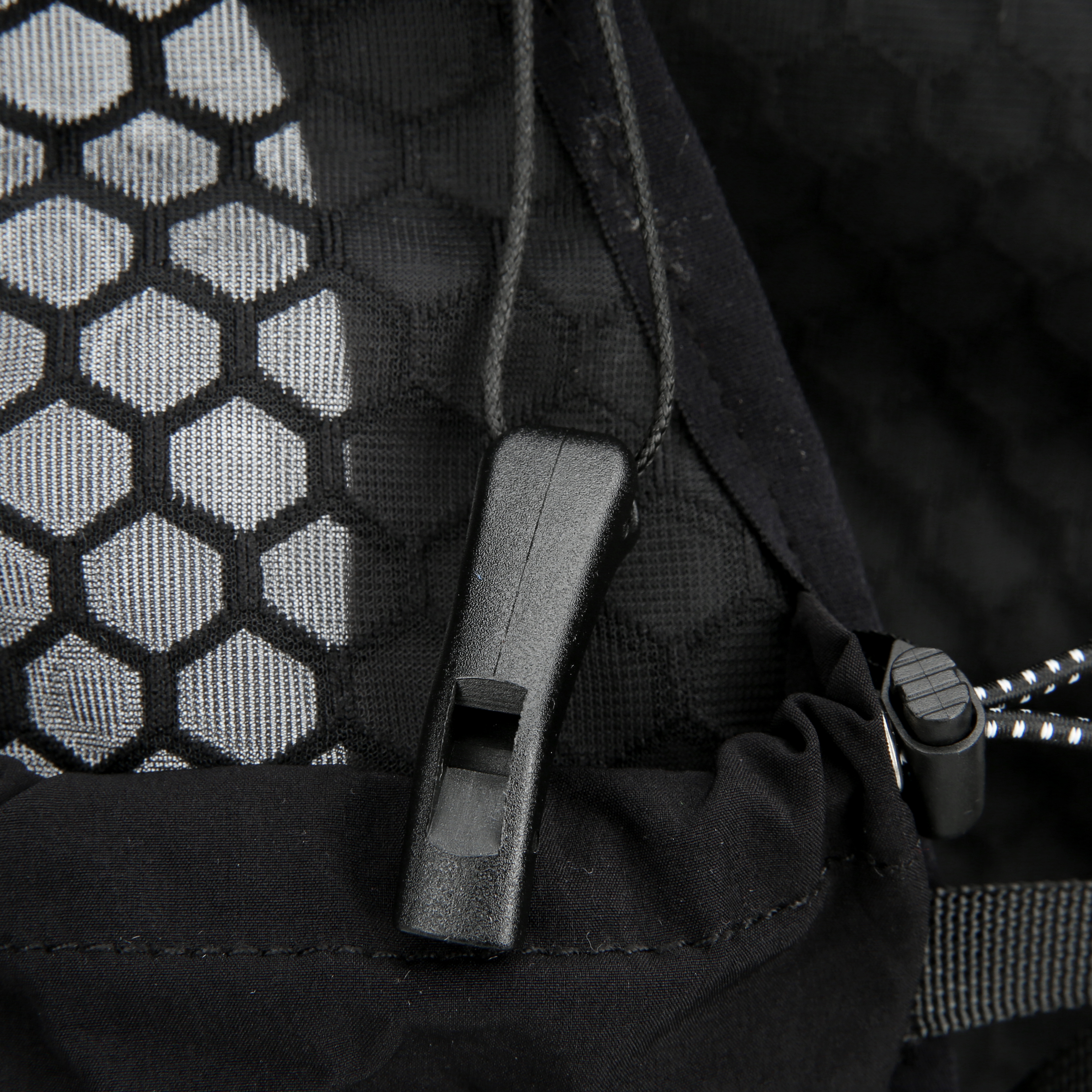 5L Wander-Wasserrucksack – Hydration Rucksack für Damen & Herren, Leichter Sportrucksack mit reflektierenden Streifen für Laufen, Radfahren und Outdoor-Aktivitäten