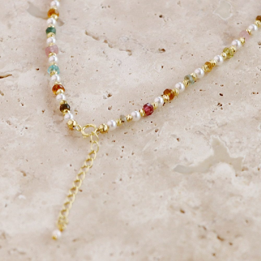 Perlenkette Damen mit Natursteinperlen – Vergoldete Halskette, verstellbar, filigraner Schmuck für Alltag & Anlass
