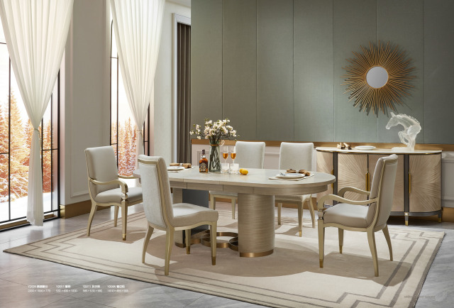 Elegant Oval Extendable Wooden Dining Room Set