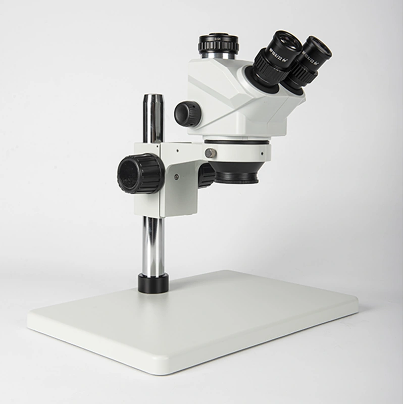 No.7050-B3 trinocular stereo zoom microscope configured for a bench