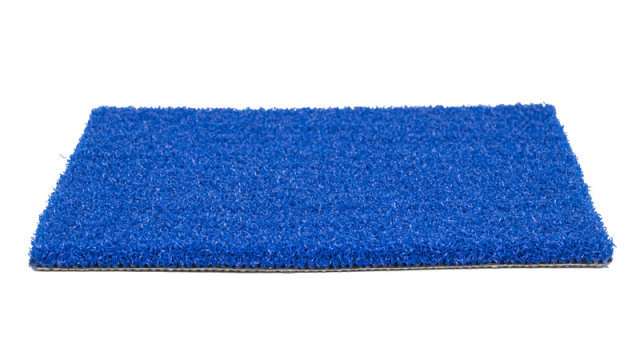List of benefits including extra wear resistance and professional sports experience.