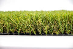 Super Deluxe Garden Turf KDK featuring multi-directional fibers for a consistent natural look.