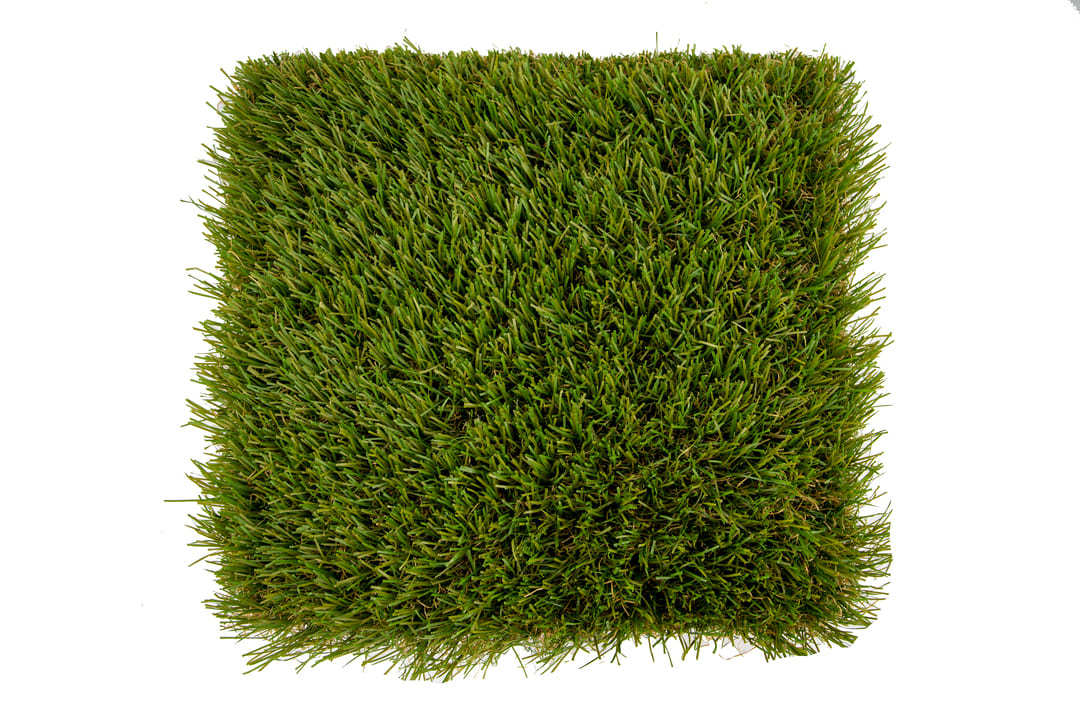 Professional Padel court surface using high-performance non-directional KDK turf.