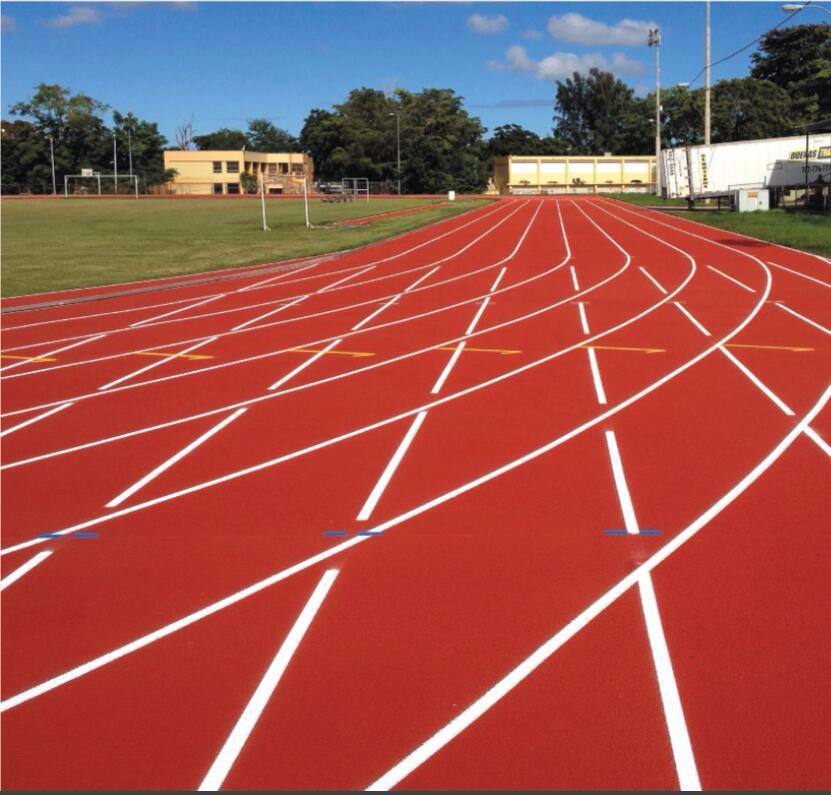 Différentes options de couleurs pour les granulés EPDM résistants aux UV utilisés dans les pistes d'athlétisme professionnelles.