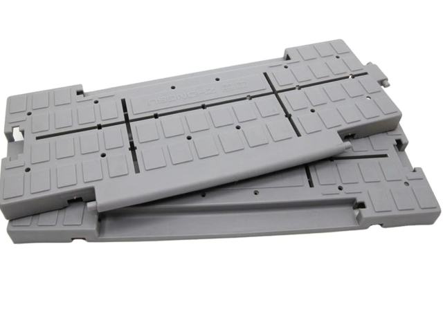 Demonstration of 8000lb/sqm load-bearing capacity on modular event flooring.