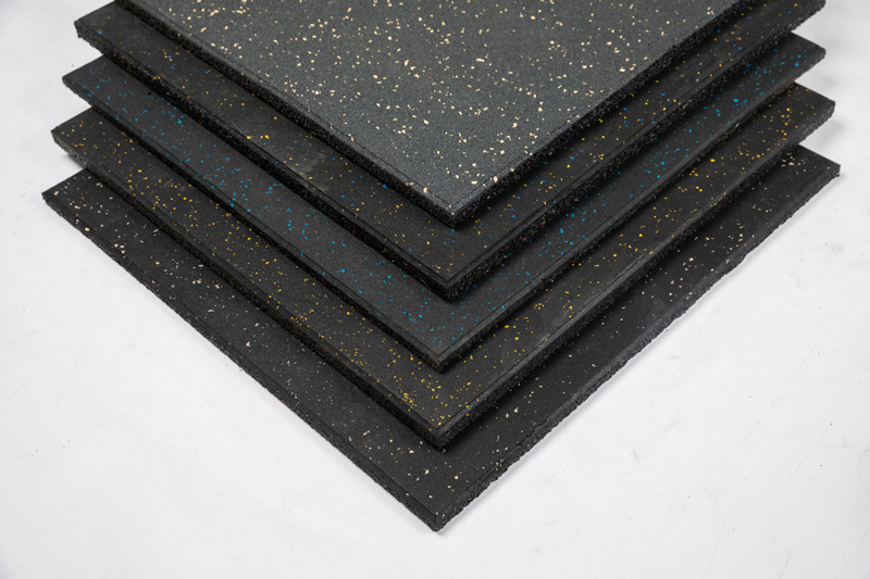Multi-angle profile comparison of the four ordinary elastic rubber mat base geometry variants — flat bottom, fluted buttons, concealed buckles, and chocolate shapes — showing structural differences for sub-floor load distribution, drainage, joint integration, and grip contact applications.