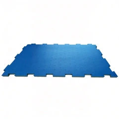 High-permeability outdoor equipment protective mat for artificial turf impact protection
