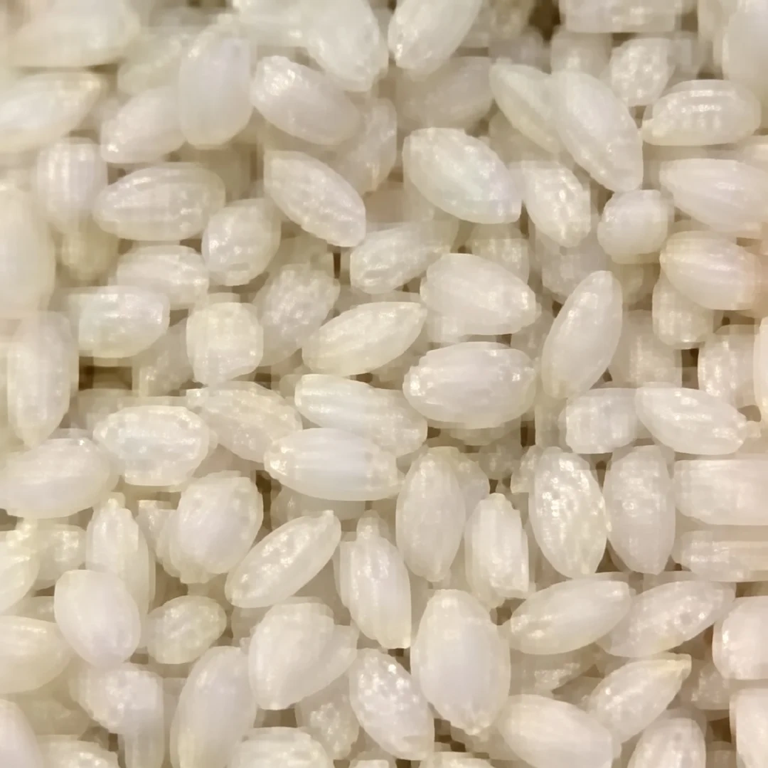 TPV Rubber Granules T06 close-up material for sports flooring applications