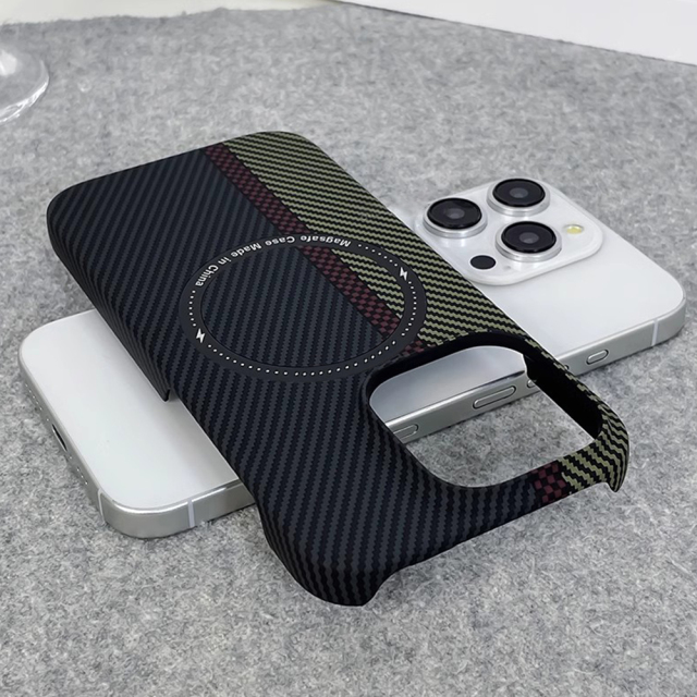iPhone Carbon Fiber MagSafe Phone Case Manufacturer