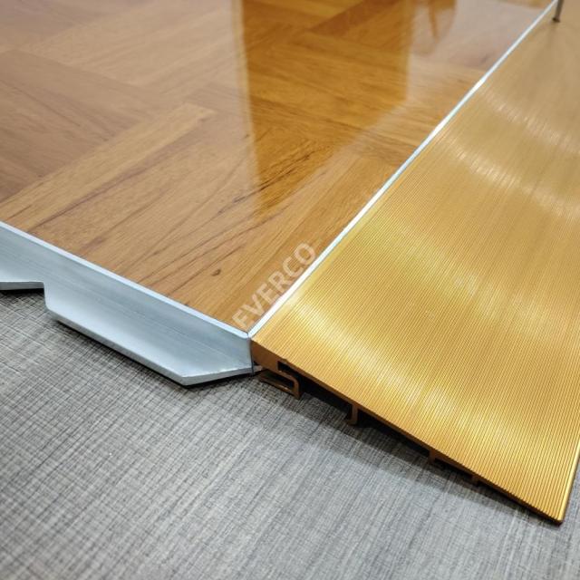 Cam-Lock Glossy Teak Wood Portable Dance Floor for Hotel Banquet Events