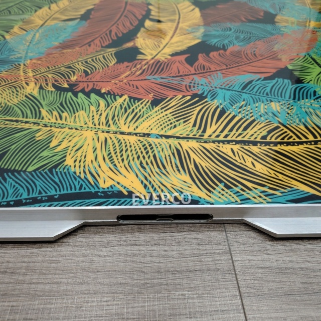 Custom Feather Print Cam-Lock Portable Dance Floor for Themed Events