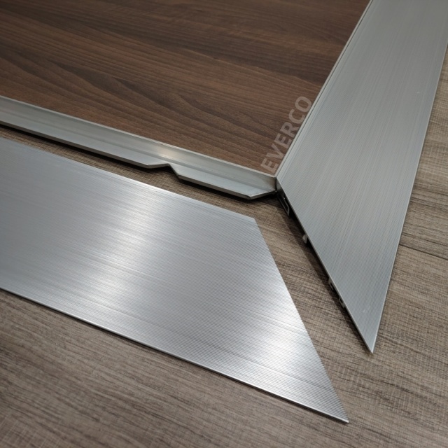 Maple wood veneer cam-lock waterproof portable dance floor with aluminum edge for outdoor events