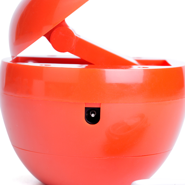 Close up of the physical USB DC power interface on the apple shaped folding table lamp