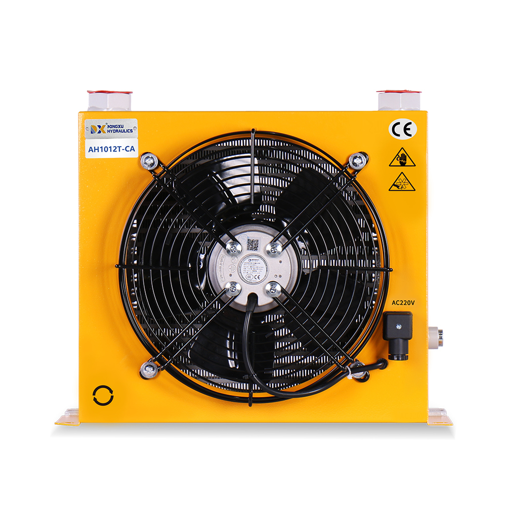 The best-selling AH1012T-CA plate-fin hydraulic air-cooled oil cooler is suitable for injection molding machines and industrial automation equipment