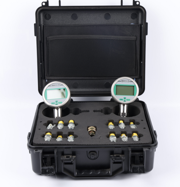 Professional Digital Hydraulic System Pressure Test Kit with Multi-Function Gauges for Heavy Equipment