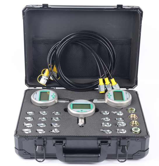 Professional Digital Hydraulic Pressure Tester Kit with 2/3-inch Adapters, Suitable for Loader and Forklift Maintenance