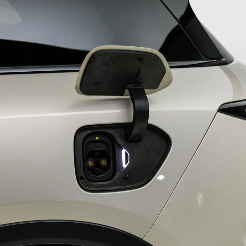 2024 NIO ES6 – 25,000 km Driven | Electric Premium SUV | Swap-Ready & Tech-Forward