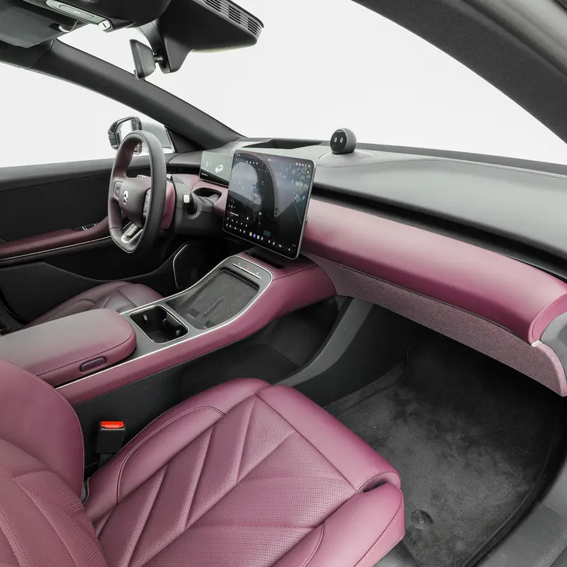2025 NIO ET5T (Touring) – 25,000 km Driven | Electric Sport Wagon | Swap-Ready & Sleek