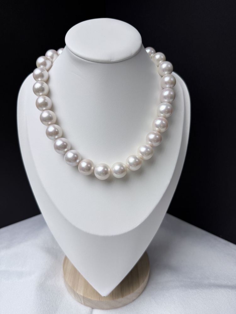 5A White Pearl Strand 15-16mm