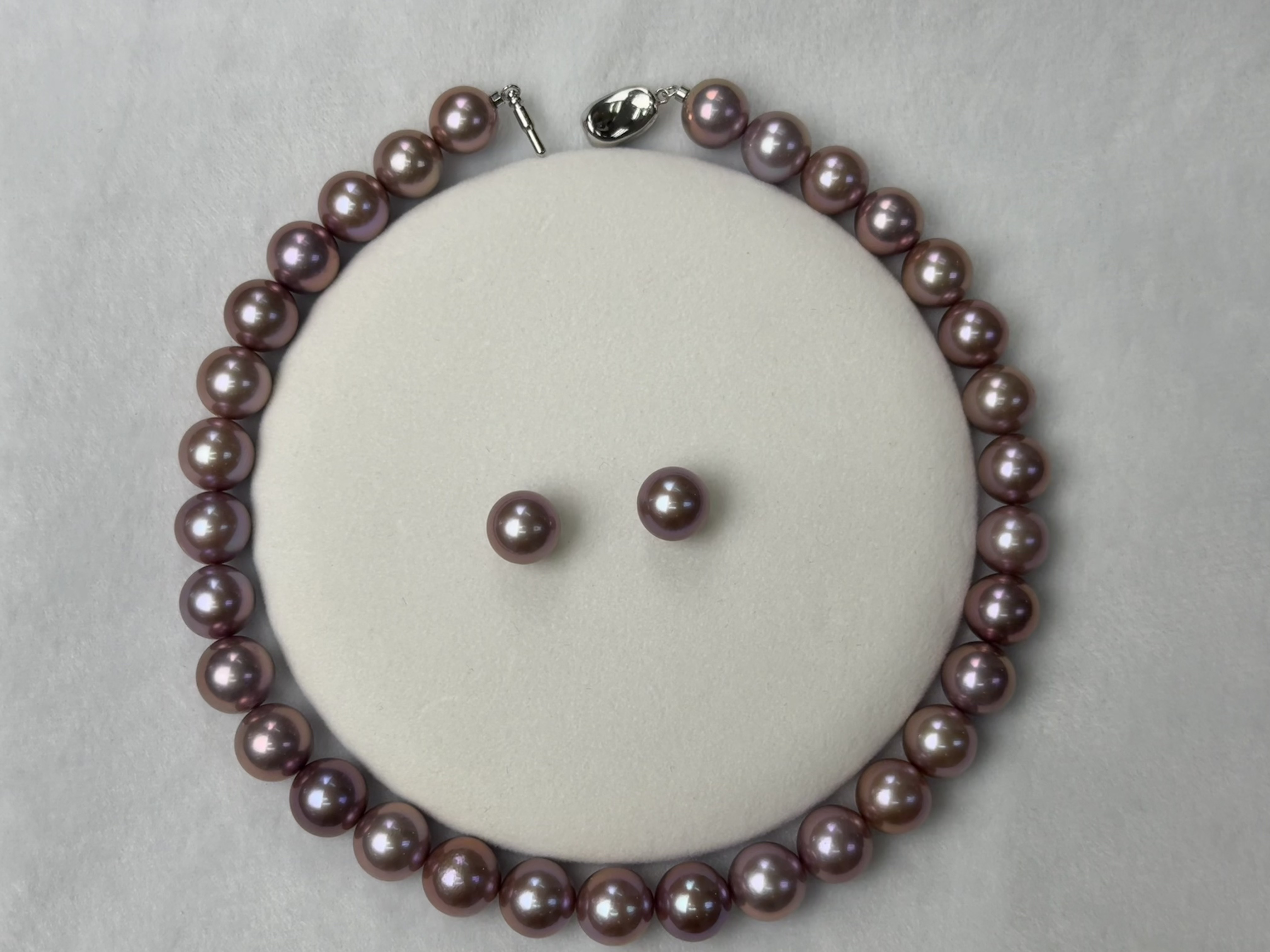 5A Natural Purple Pearl Strand 13~14mm