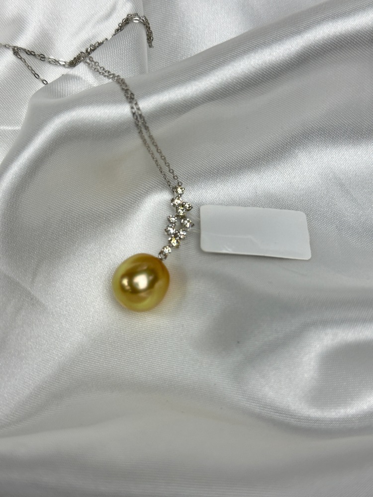 18k Gold 12~13mm South Sea Pearl Pendant necklace