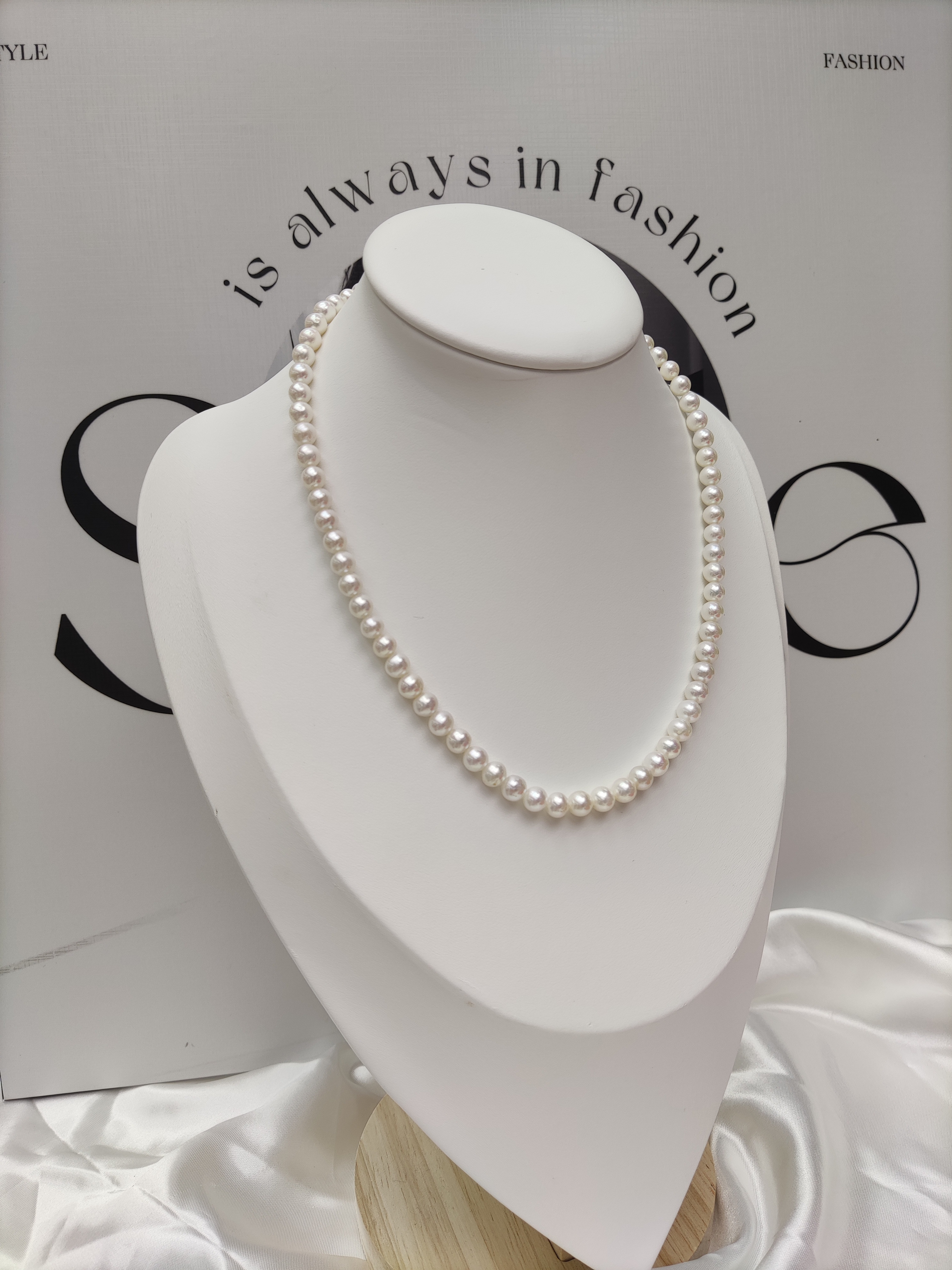 Pearl necklace 5.5~6.5mm