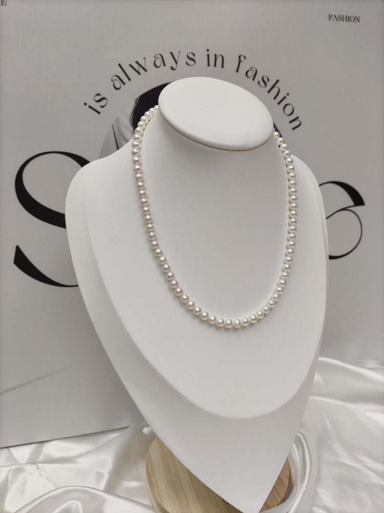 Pearl necklace 5~5.5mm