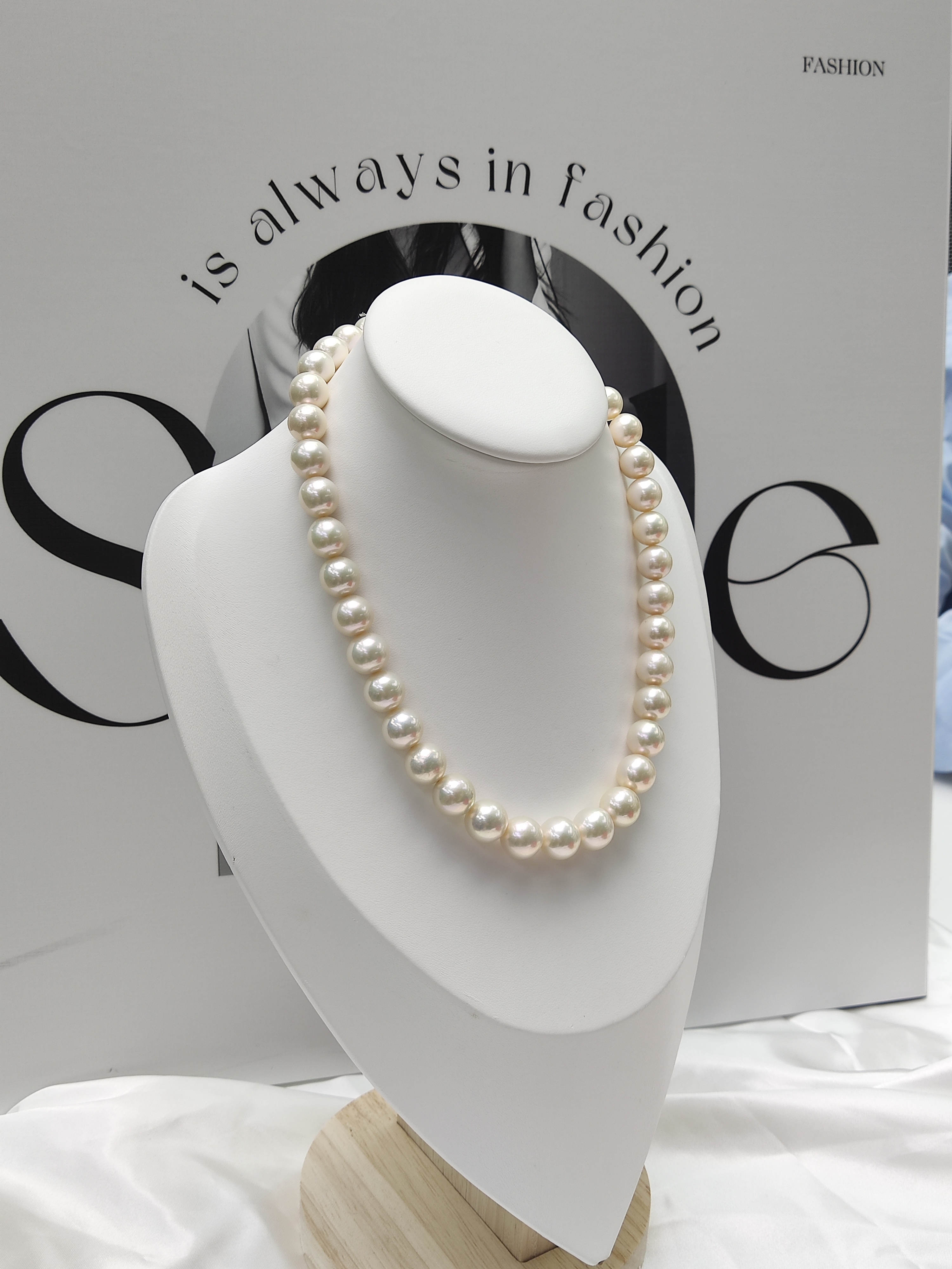Pearl necklace 10~12mm