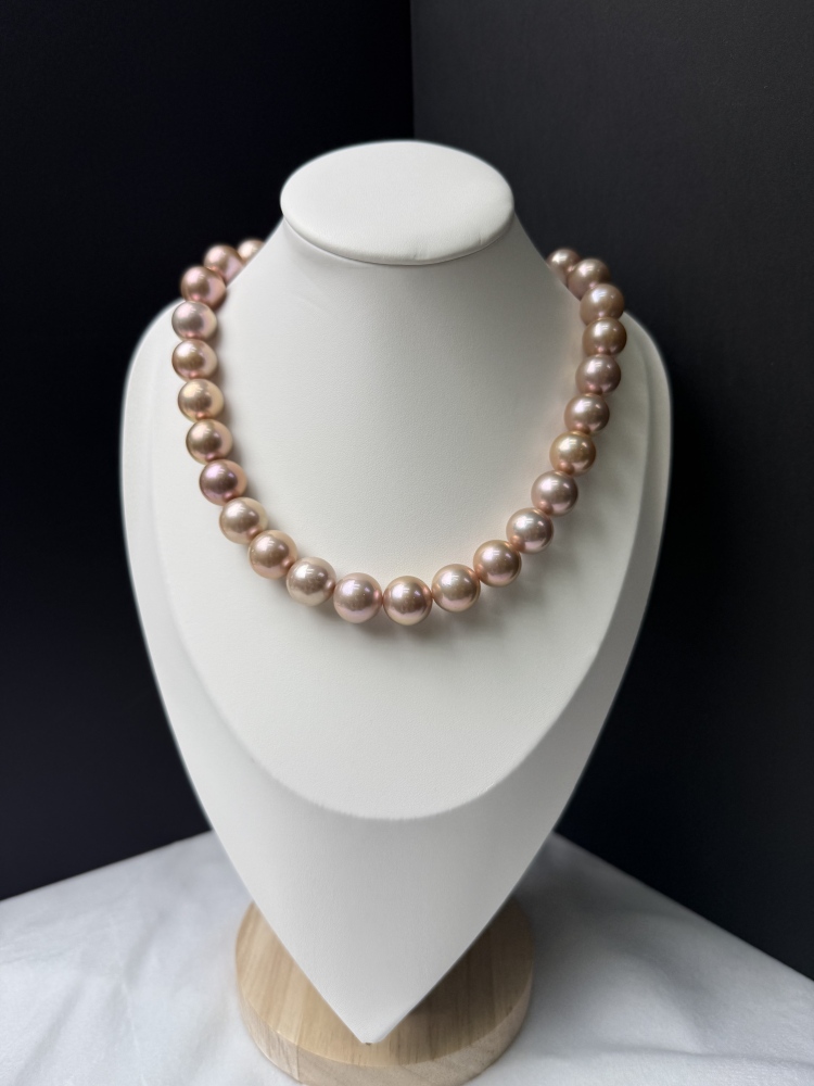 5A Natural Purple Pearl Strand 14~15mm Includes one pair of earrings