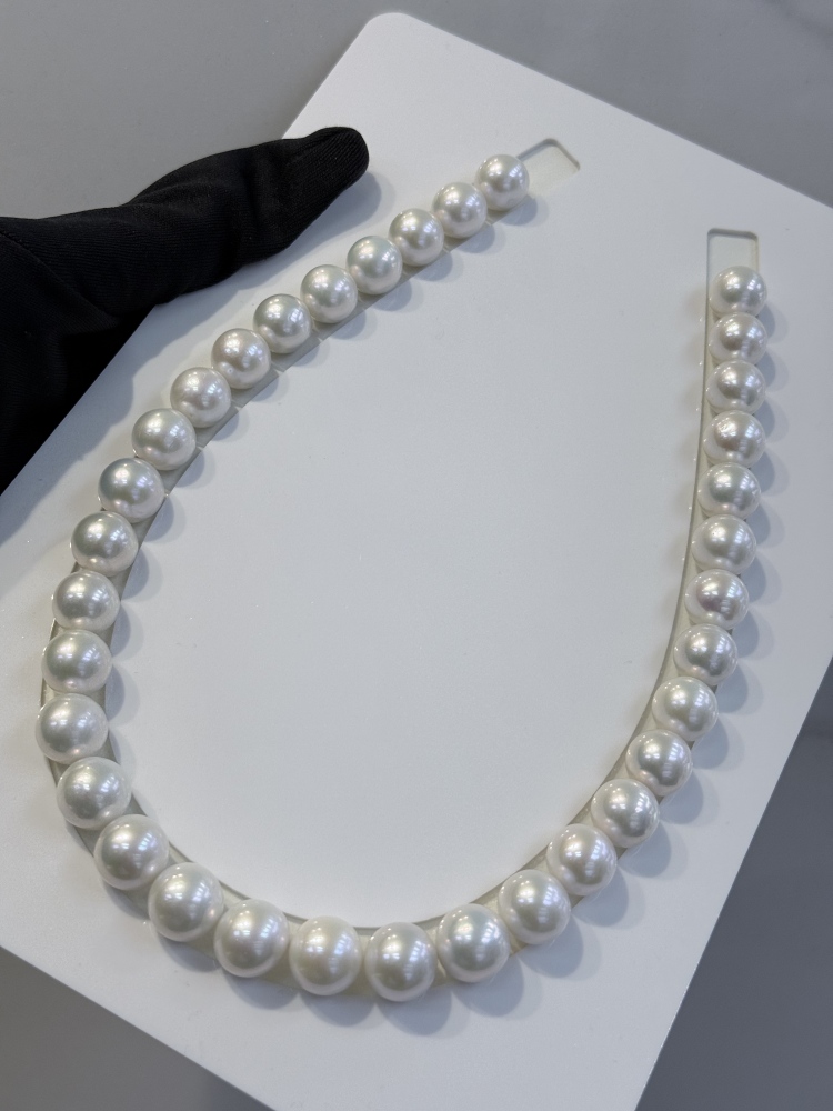 5A White Pearl Strand 12~13mm