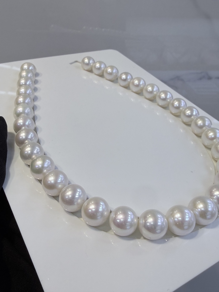 5A White Pearl Strand 13~14mm