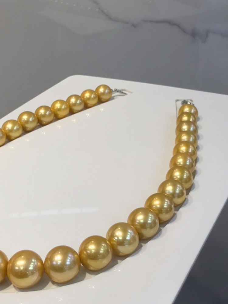 Gold Pearls Necklace 12~14mm