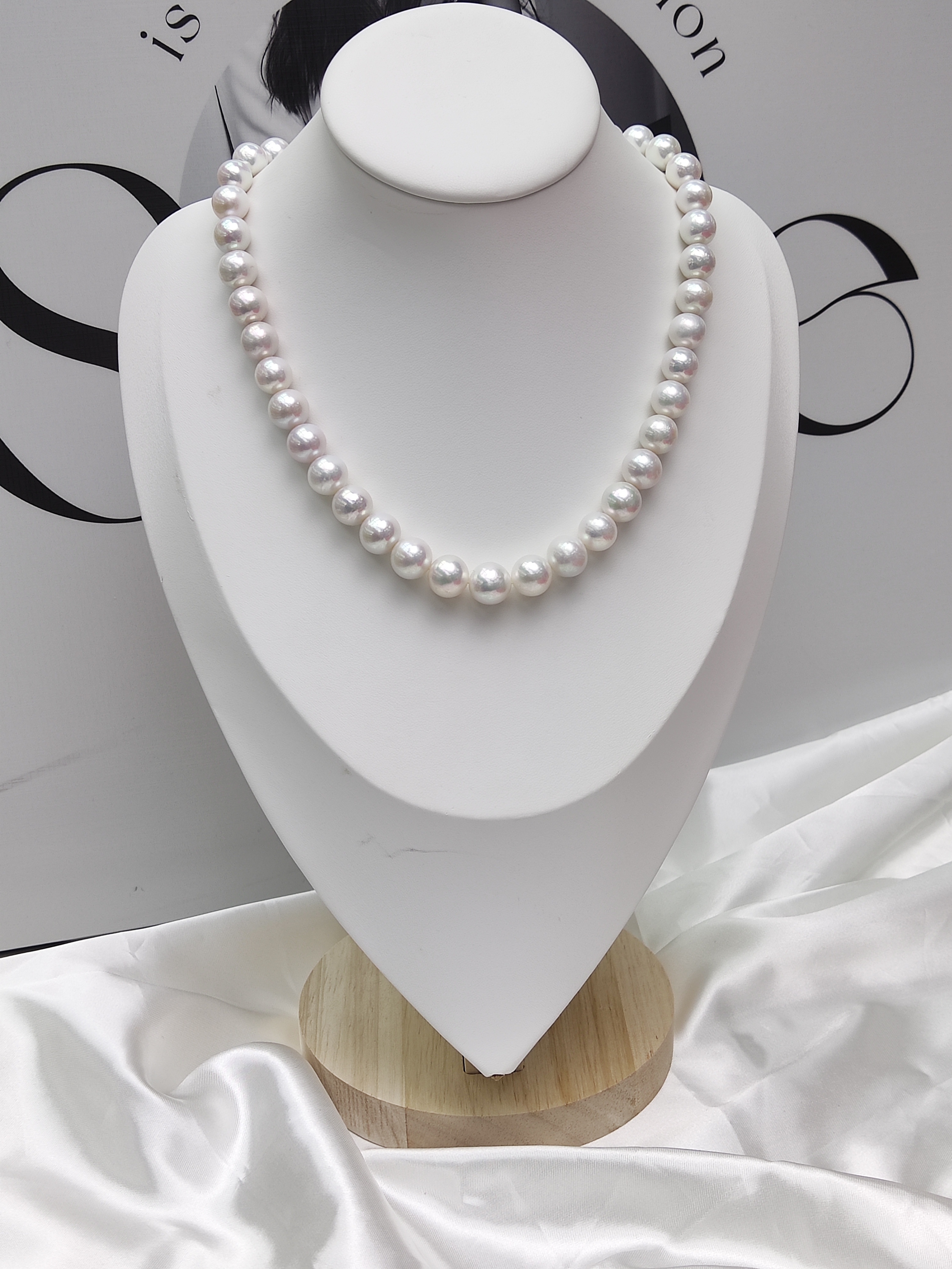 Pearl necklace 10~12mm