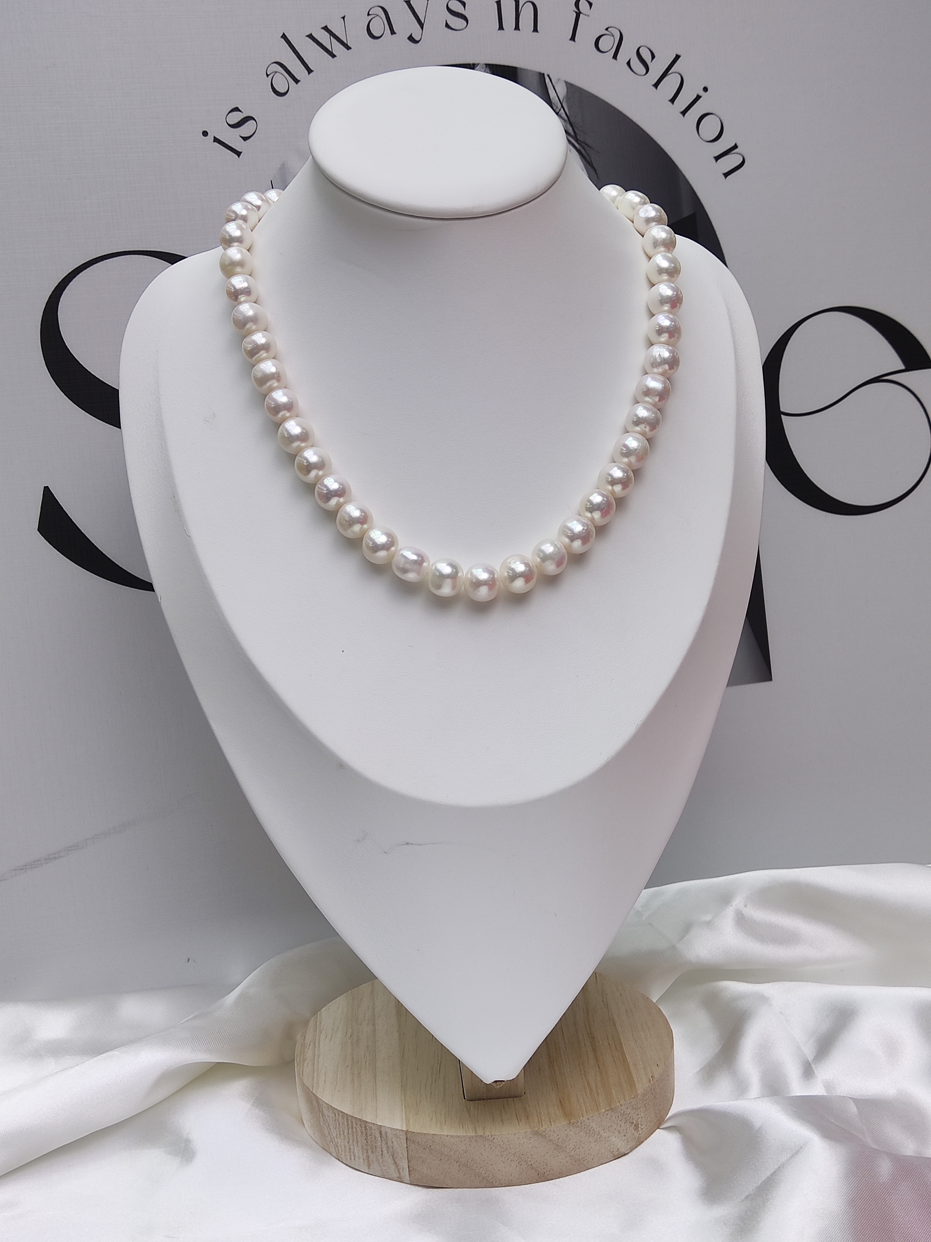 Pearl necklace 10~11mm