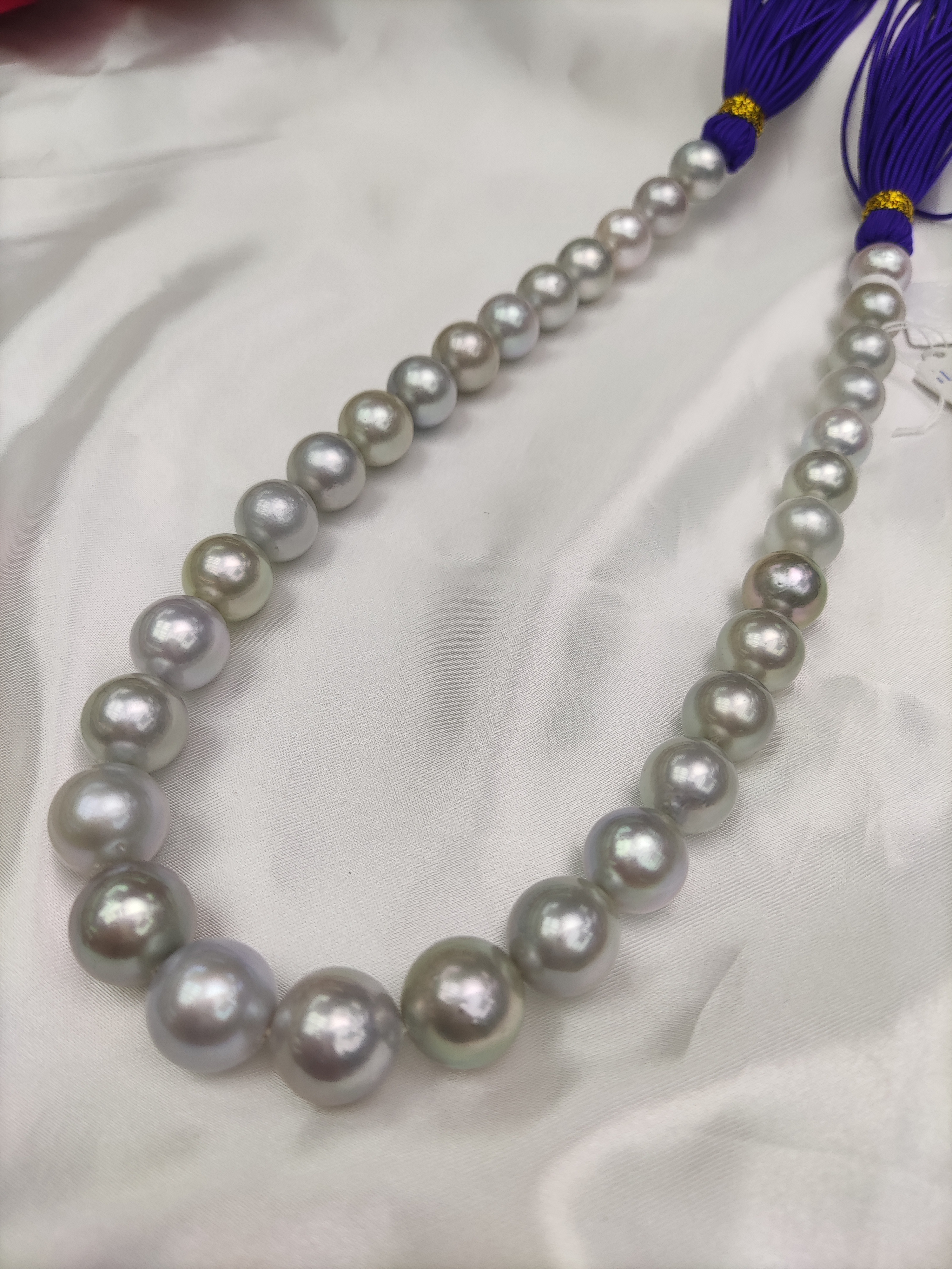 South Sea Pearls Necklace 11~14.6mm