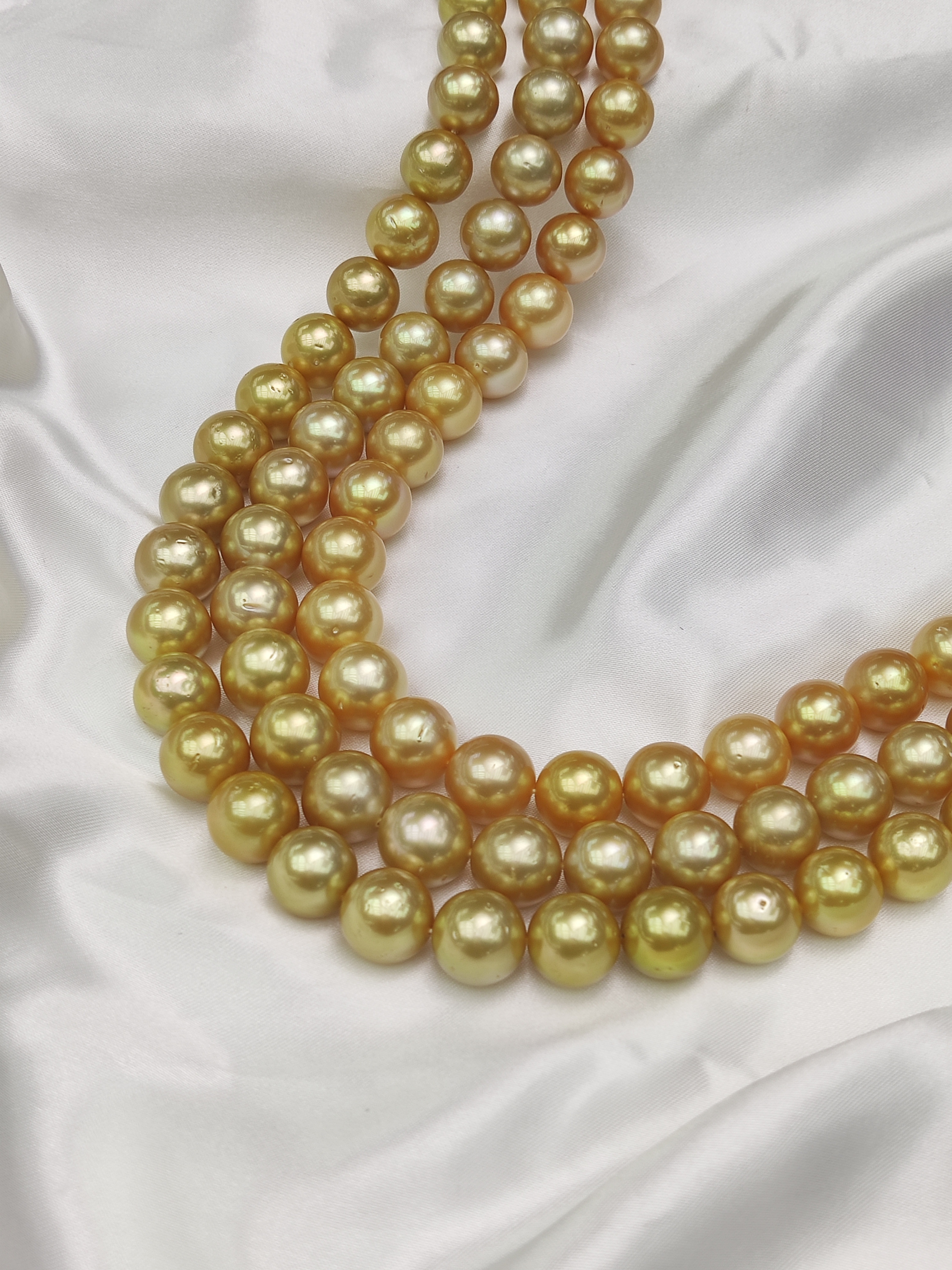 South Sea Pearls Necklace 11-13.8mm