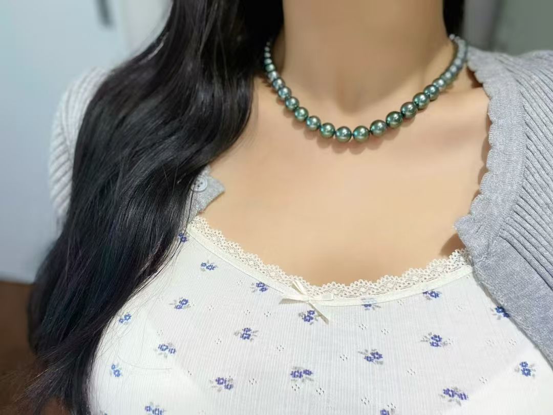 South Sea Pearls Tahiti Necklace 8~10.6mm