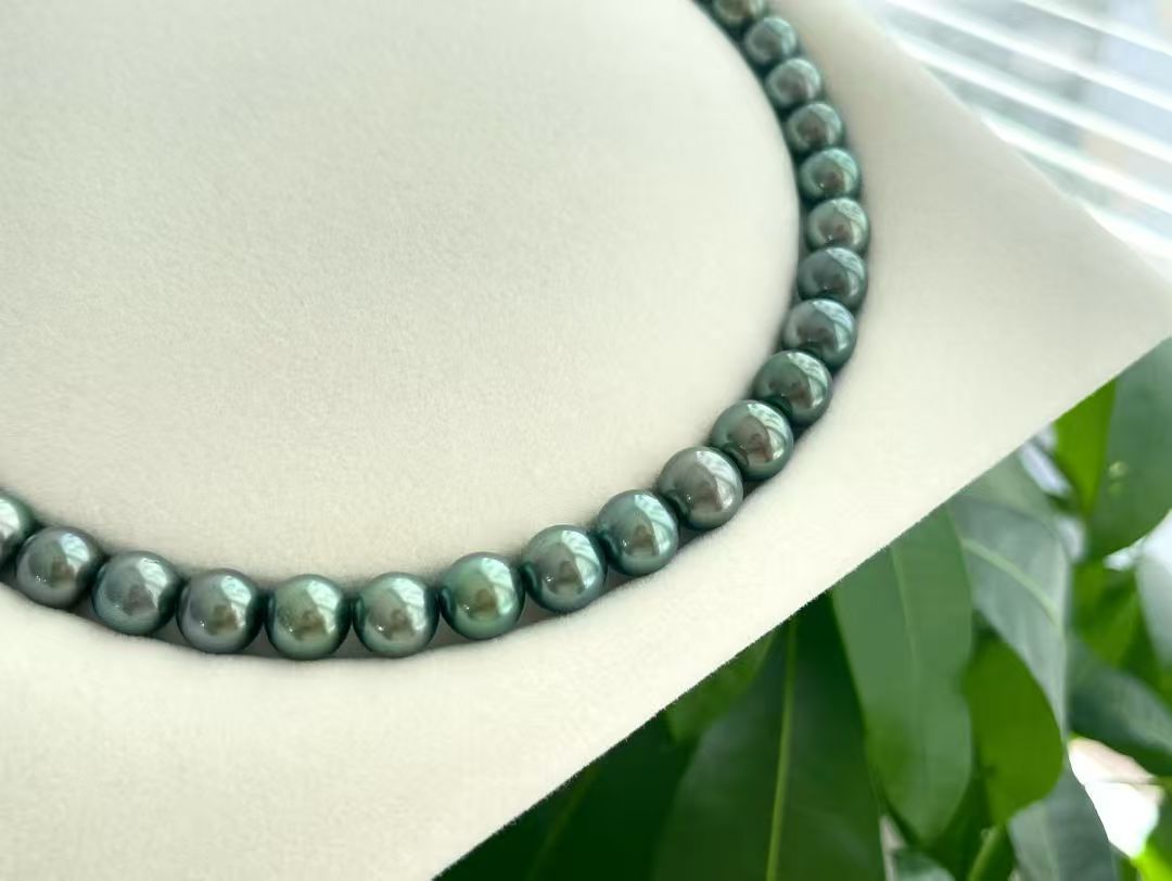 South Sea Pearls Tahiti Necklace 8~10.6mm