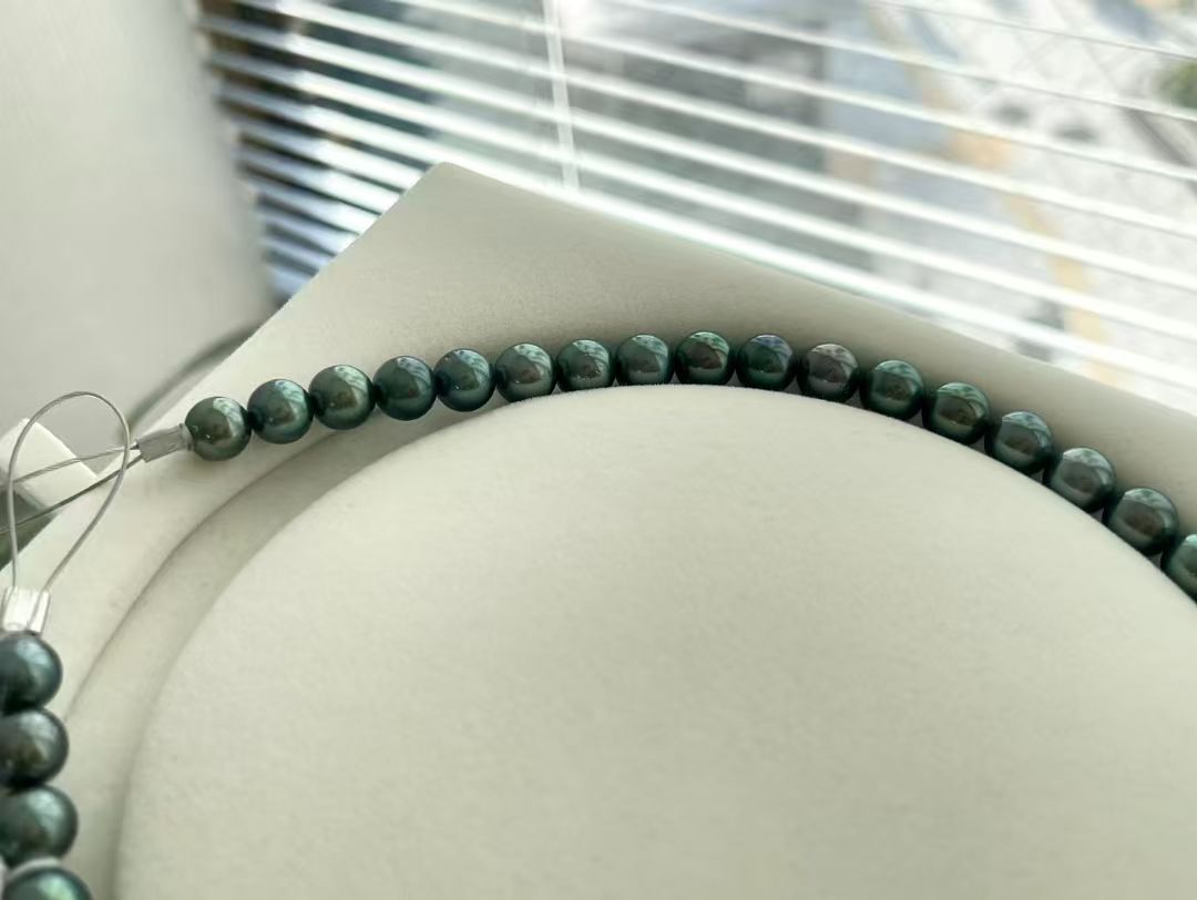 South Sea Pearls Tahiti Necklace 8~10.6mm