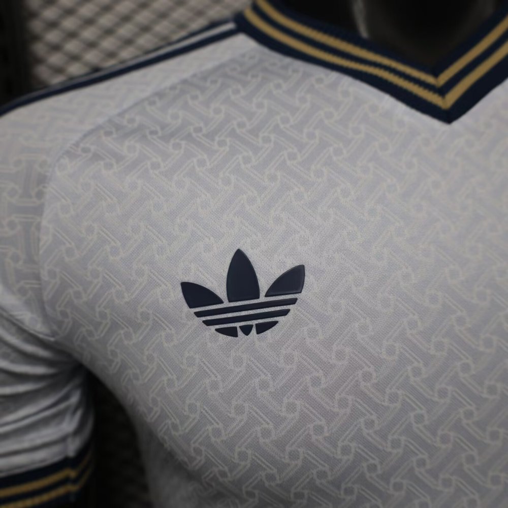 2026 Italy World Cup Away Football jersey Player version