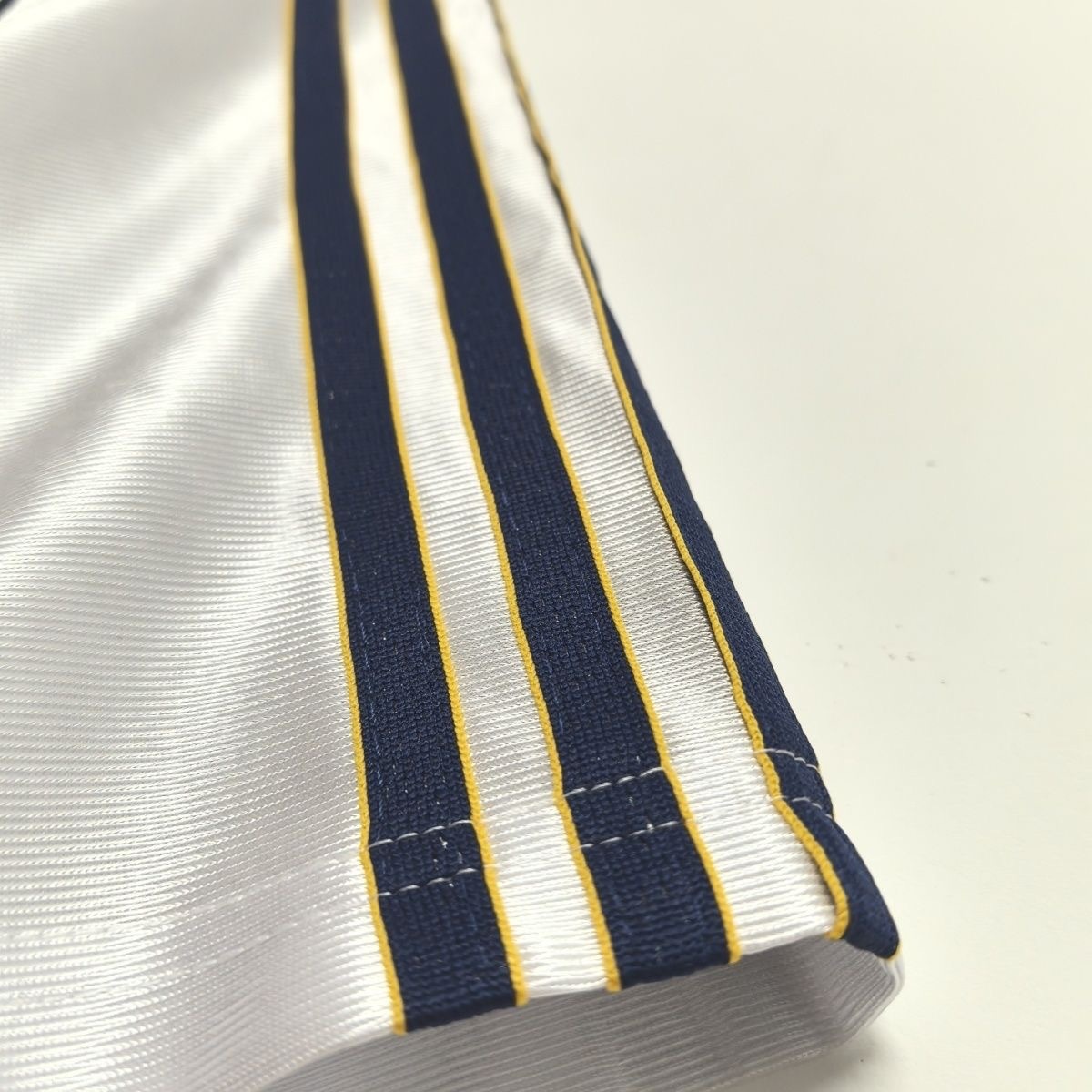 Real Madrid Retro Jersey Home Shirt 1998-00