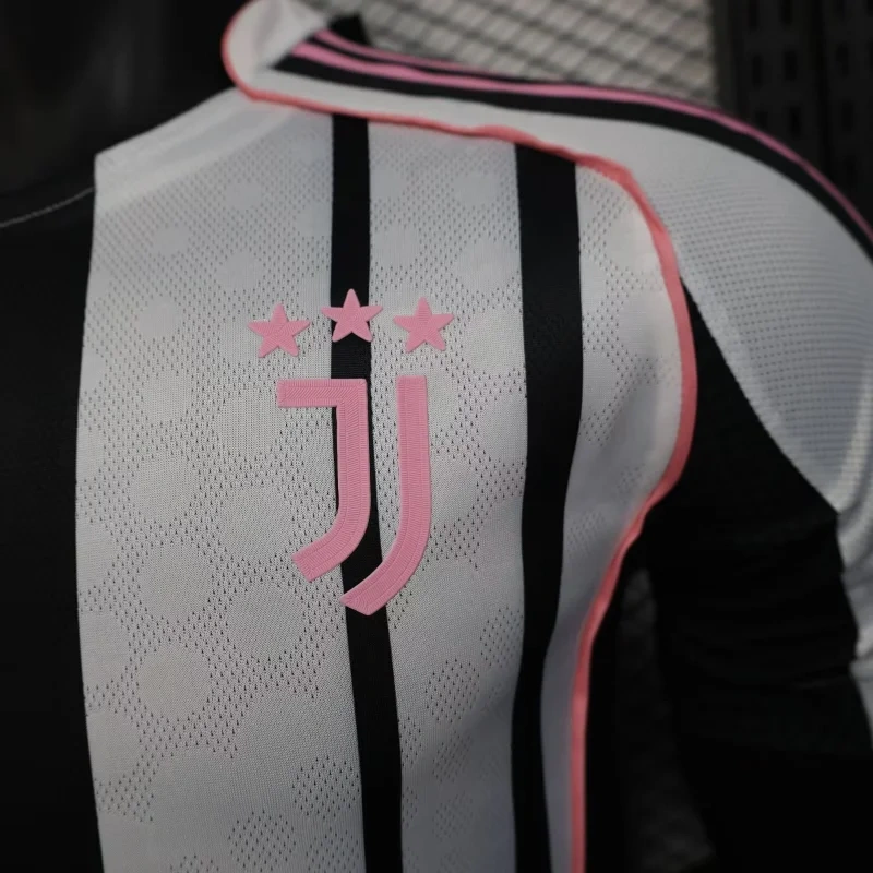 Juventus Home Football jersey( Player Version) 2025/2026  Size : S-2XL