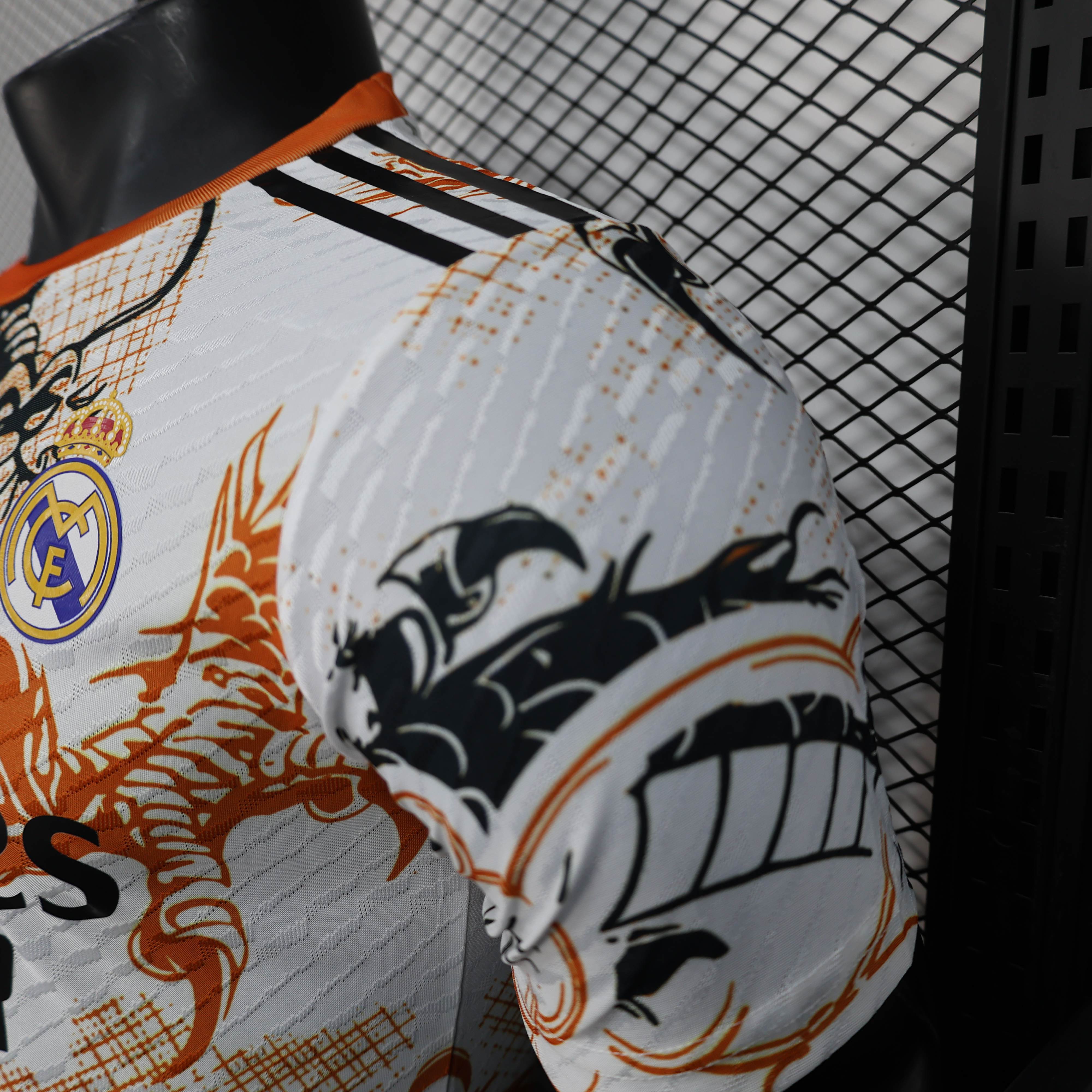 Real Madrid Dragon Special Edition Shirt Player Edition Football Jersey 25-26