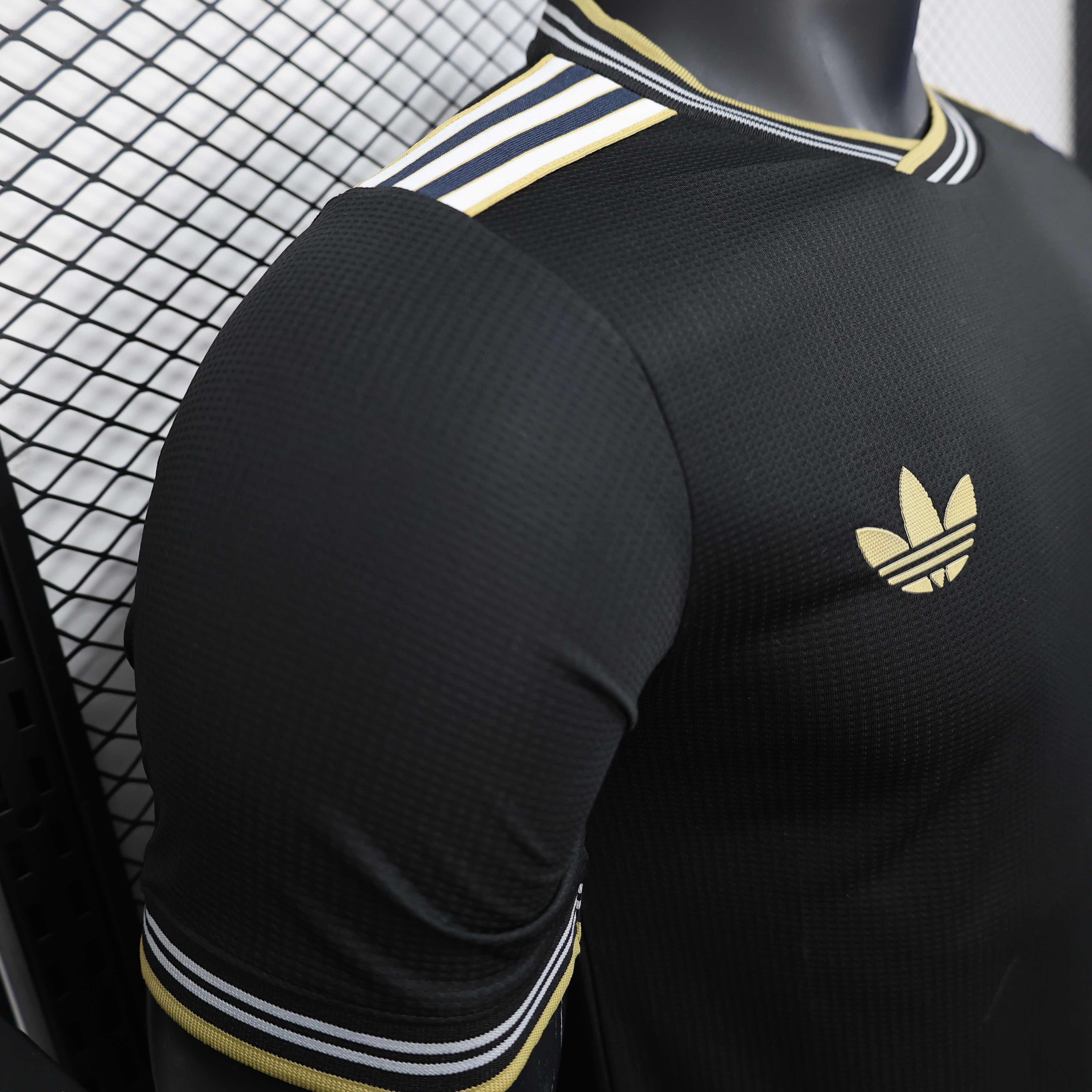 Juventus Special Edition Football Shirt Player Version 25-26