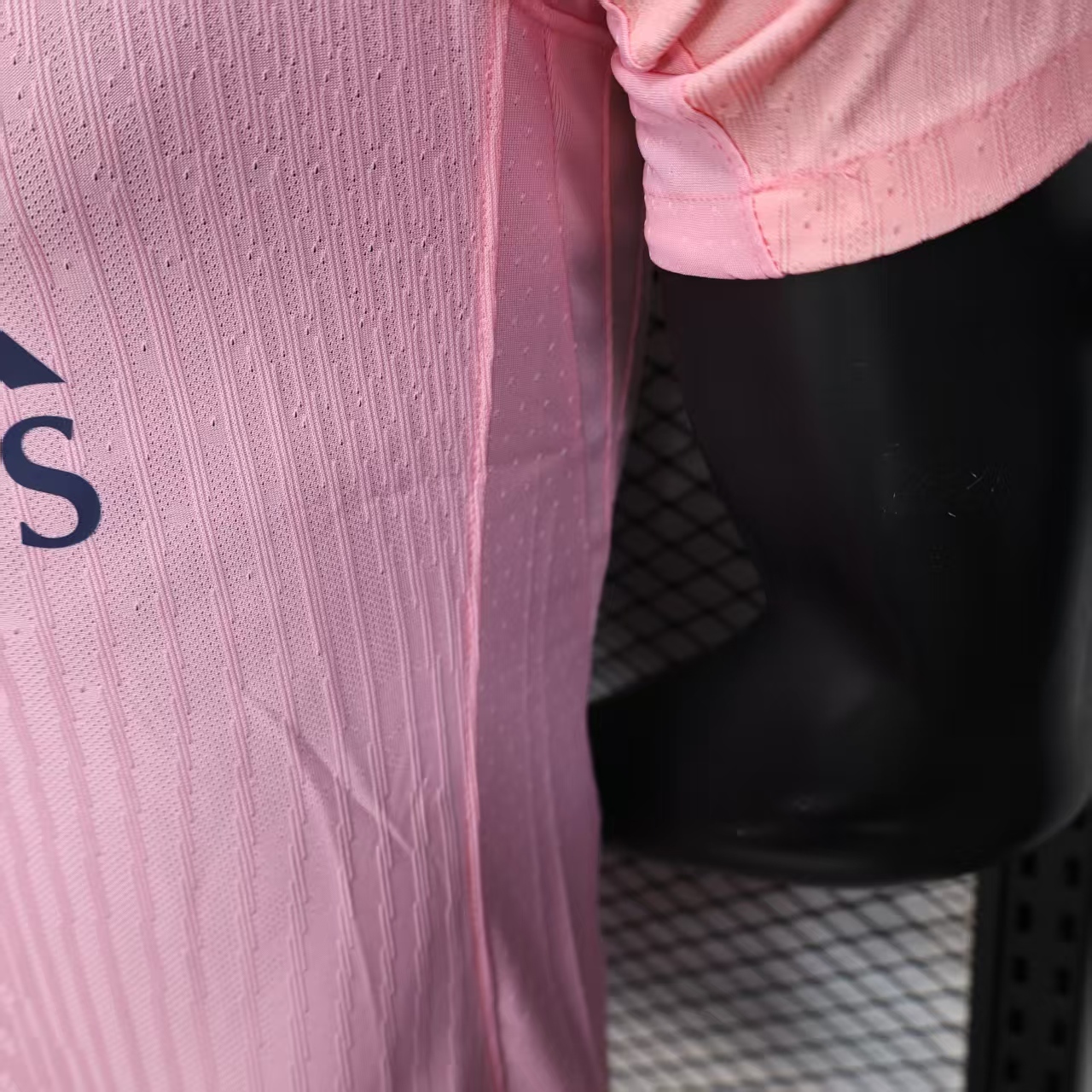 PSG Paris Special Edition Shirt Soccer Pink Jersey 25-26 player version
