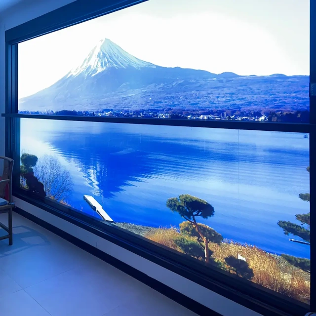 Window Series // Zenith 150 Series Motorized Vertical Lift Window | Juheintl