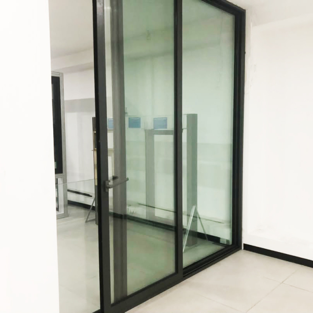 Door Series // Zenith Series 130 Side-Pressure Sliding Door | Juheintl