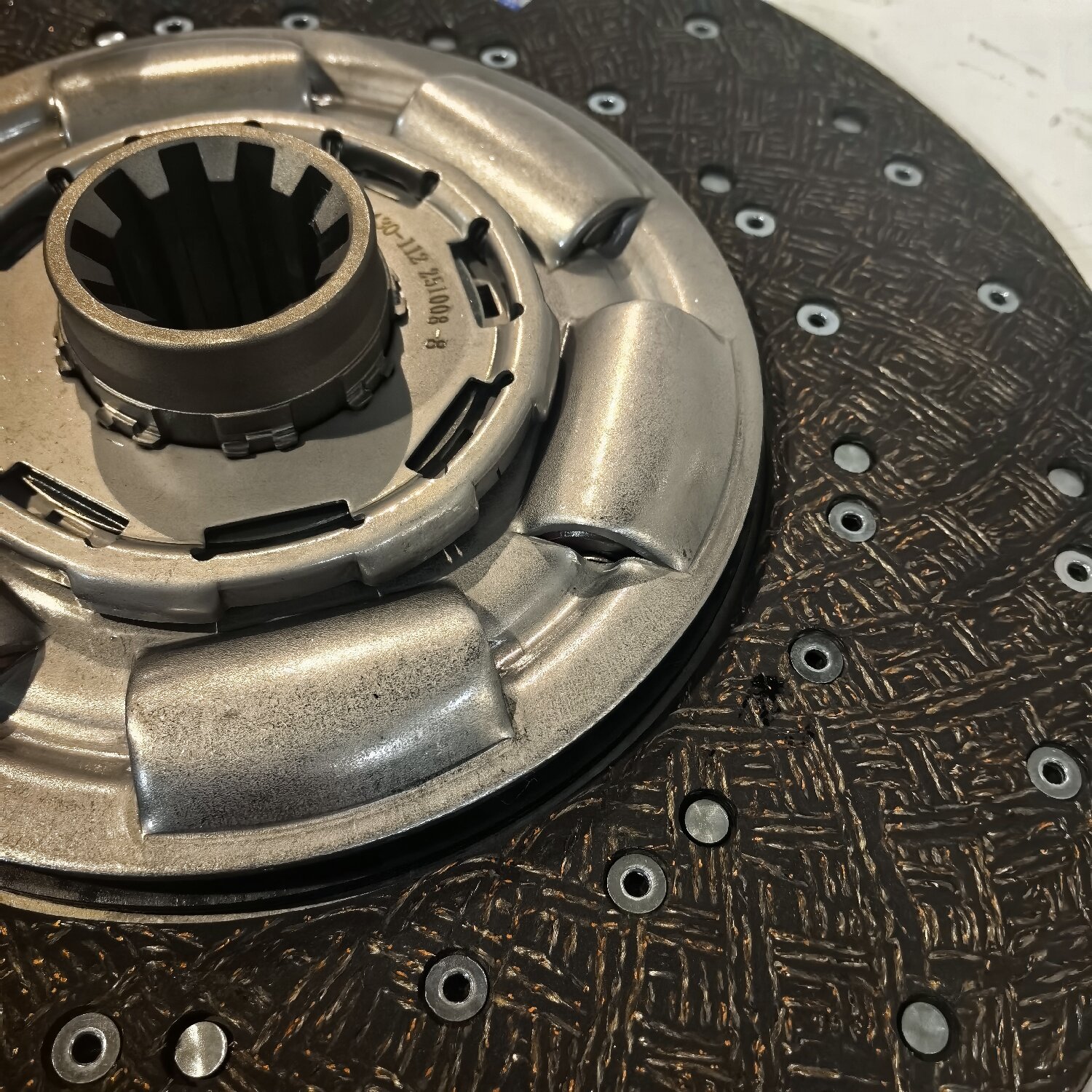 Weichai FAW Shacman Sitrak Beiben North Benz Shantui Sdlg Sinotruck HOWO / Auto Part Foton/ Heavy Truck Spare Parts clutch plate,MY SHOP,Weichai FAW Shacman Sitrak Beiben North Benz Shantui Sdlg Sinotruck HOWO / Auto Part Foton/ Heavy Truck Spare Parts clutch plate