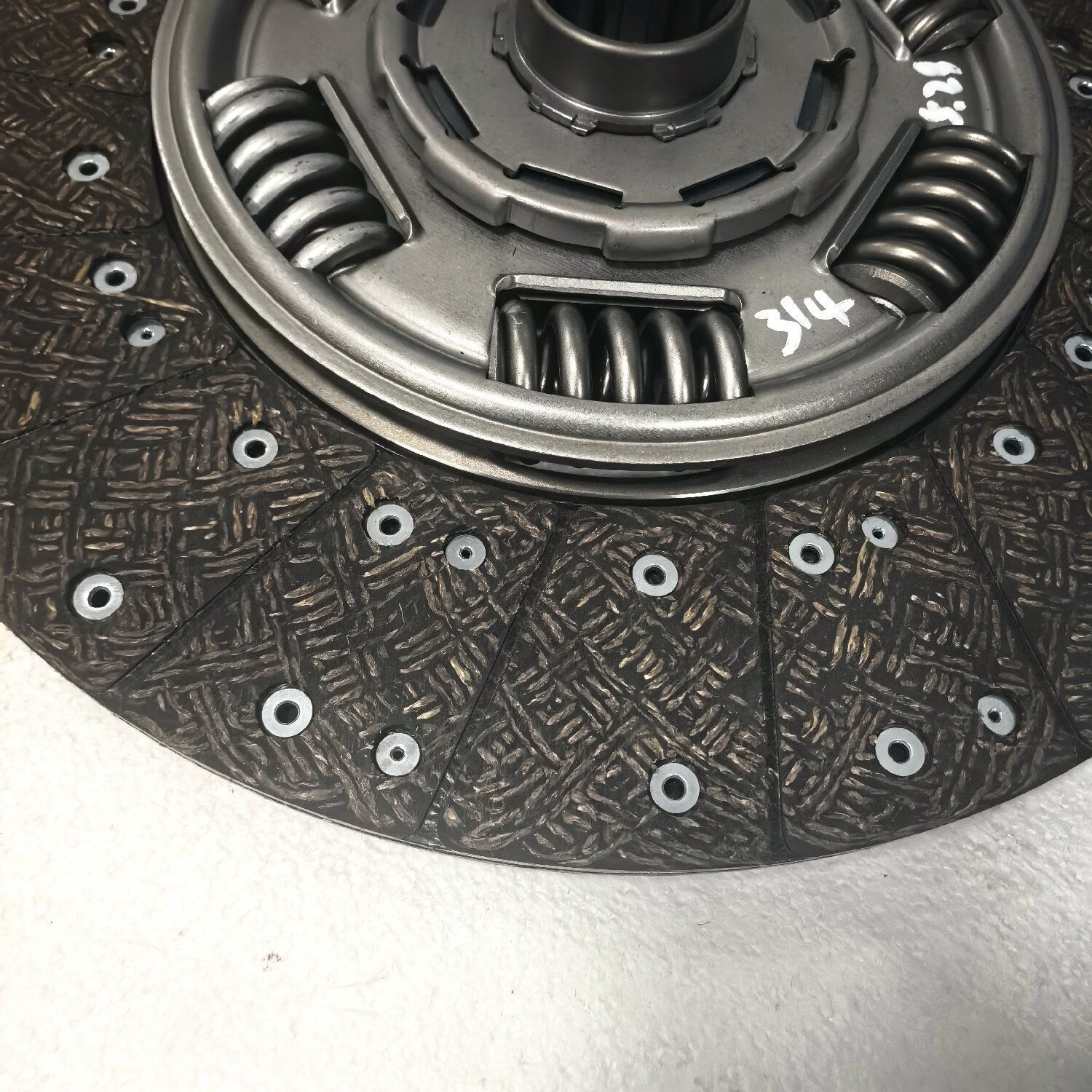 High-Performance Amt Clutch Disc for Reliable Heavy-Duty Truck Applications,MY SHOP,Durable Volvo Amt Clutch Cover System for Commercial Vehicle